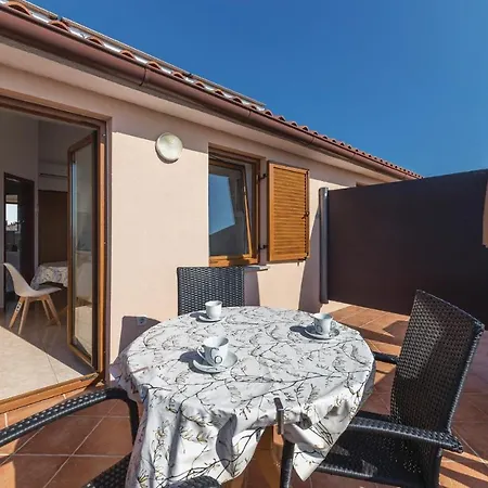 2 Bedroom Amazing In *